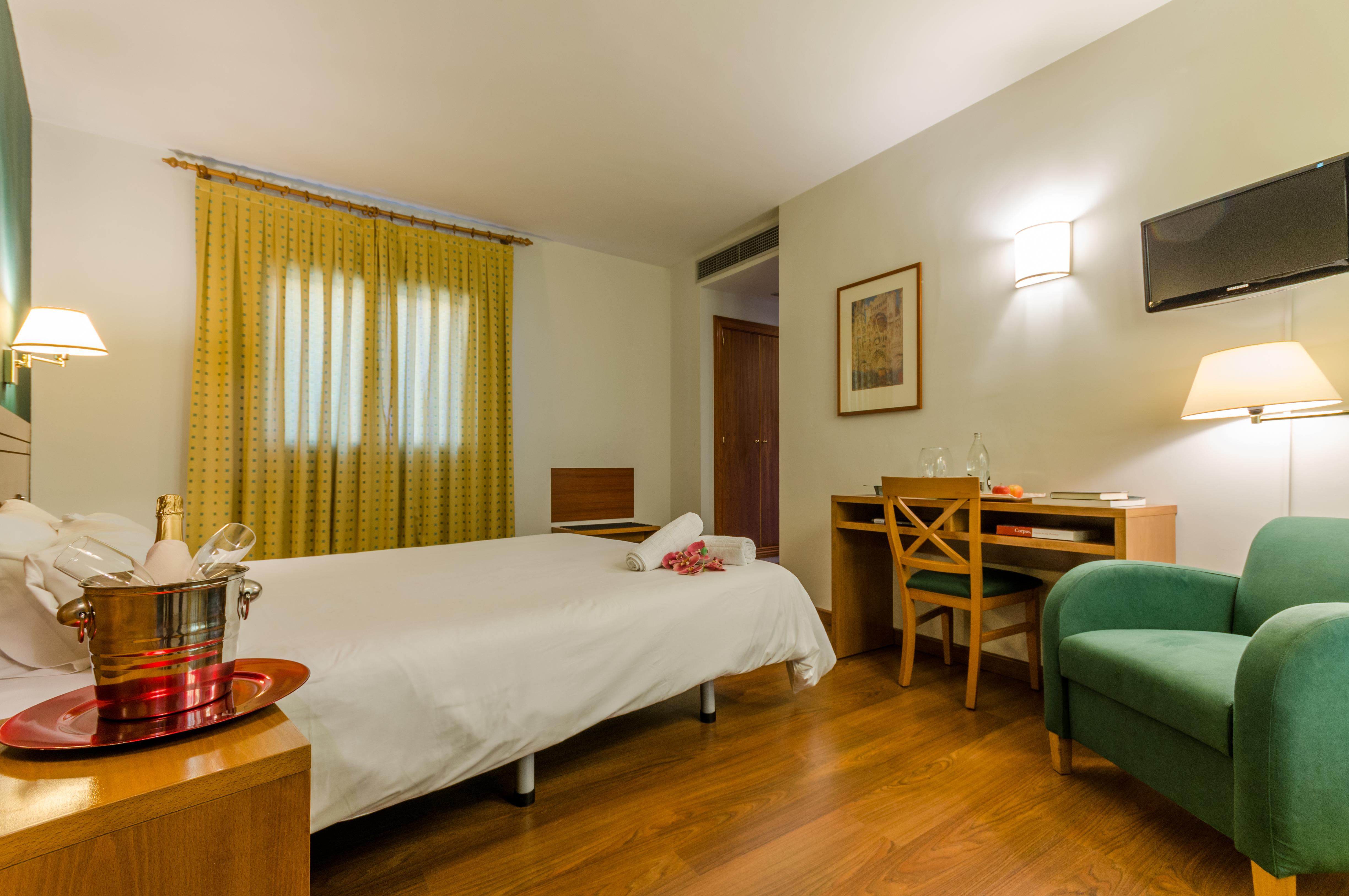 Hotel YIT Conquista de Toledo Habitación foto