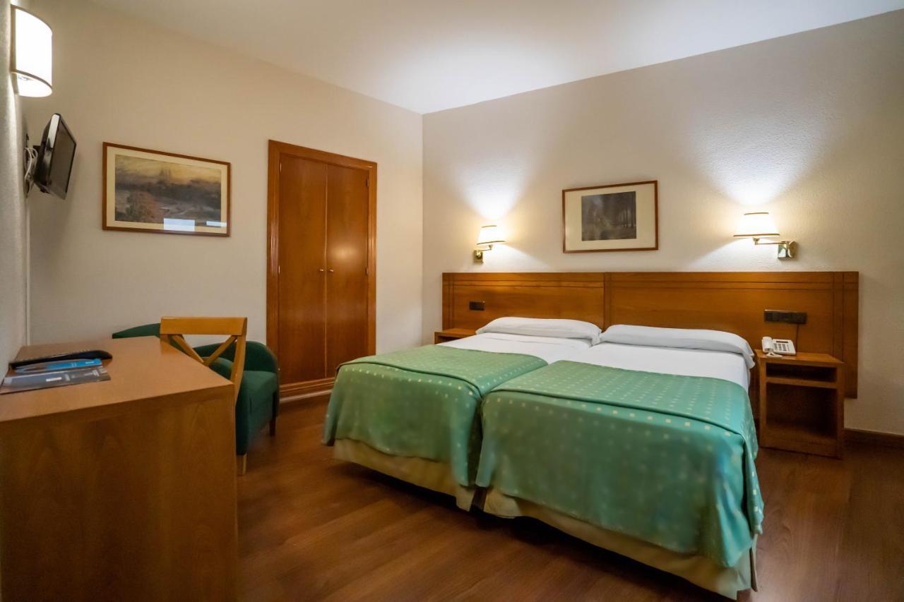 Hotel YIT Conquista de Toledo Exterior foto
