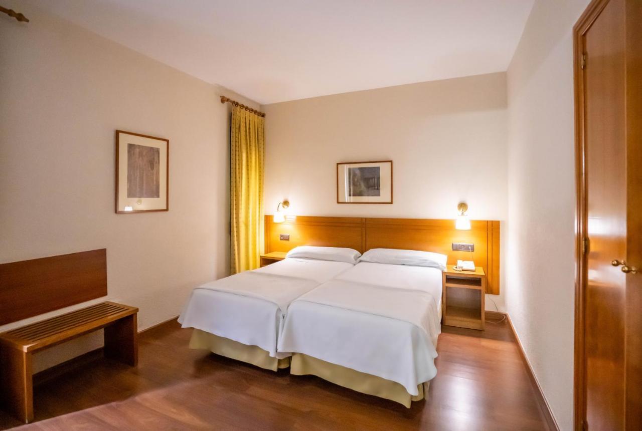 Hotel YIT Conquista de Toledo Exterior foto