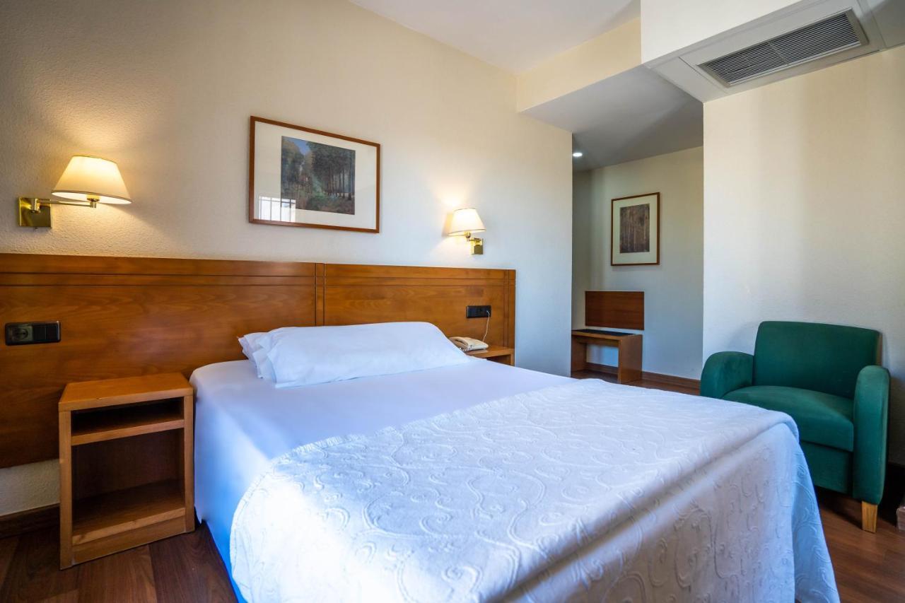 Hotel YIT Conquista de Toledo Exterior foto