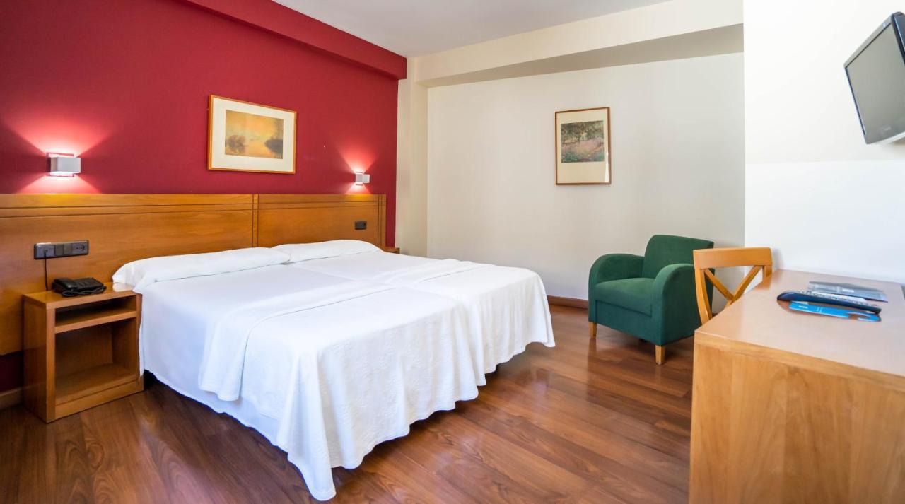 Hotel YIT Conquista de Toledo Exterior foto
