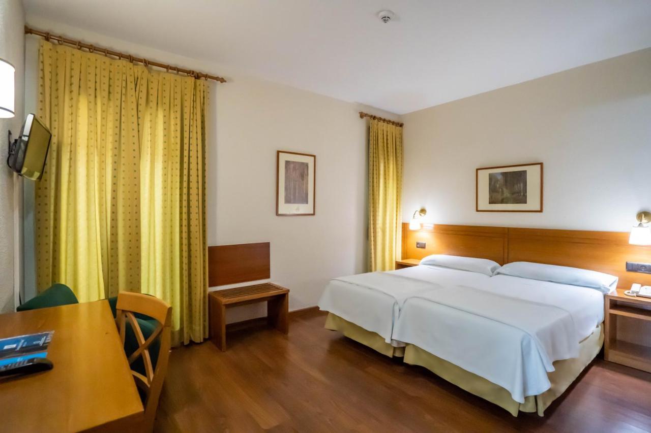 Hotel YIT Conquista de Toledo Exterior foto