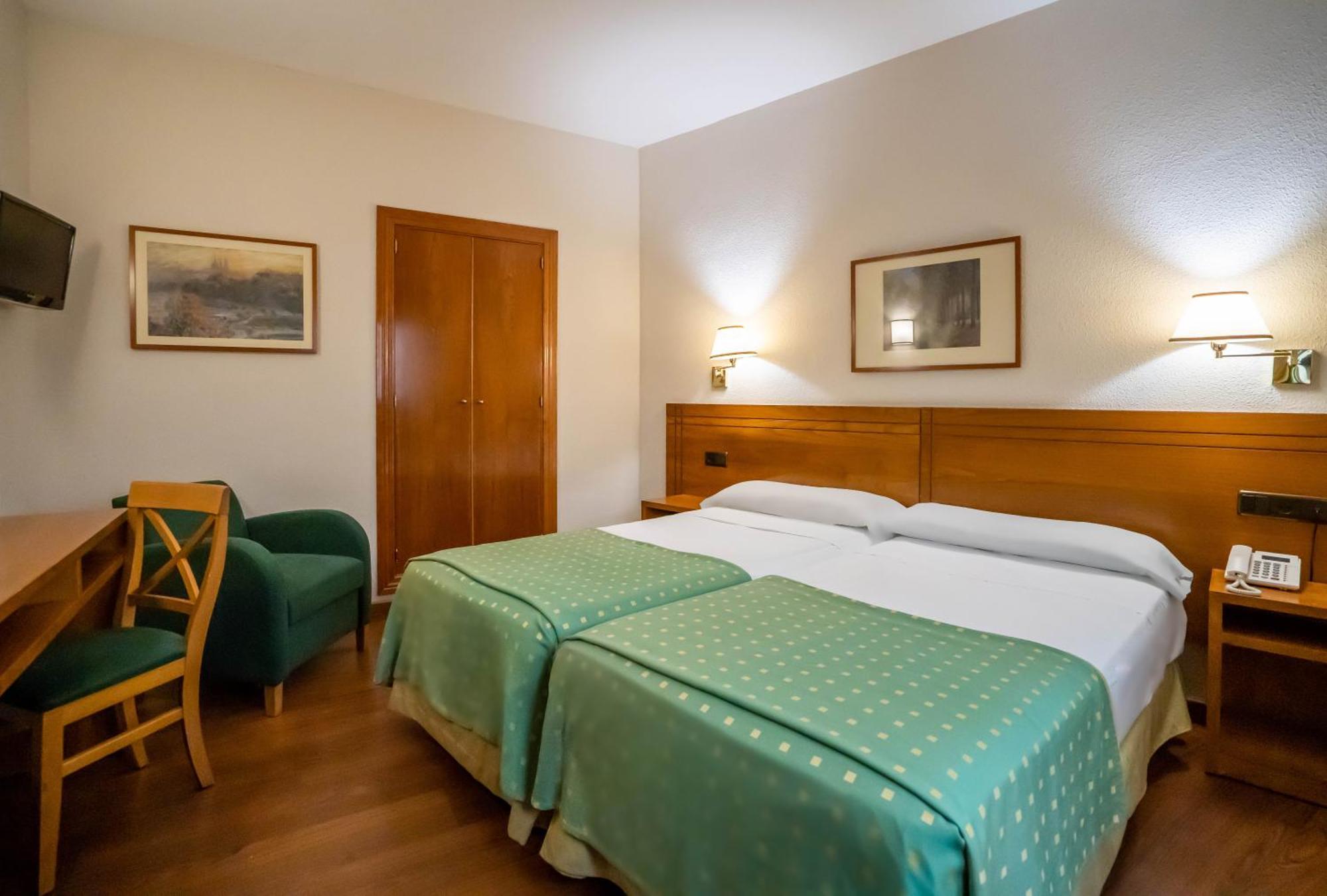 Hotel YIT Conquista de Toledo Exterior foto